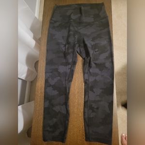 Lululemon 23" Black Camo Leggings